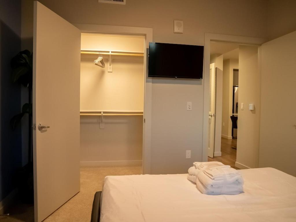 Smart & Luxurious ~ Mins To Disney ~ Queen Beds Anaheim Exterior photo